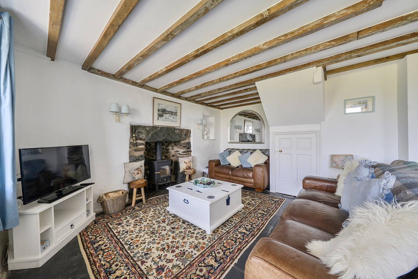 Sea view cottage , walk to beach , dog friendly in Snowdonia