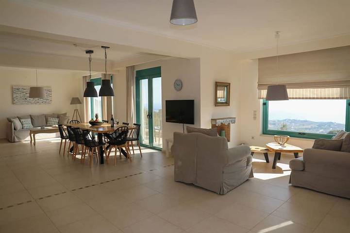 Villa mit pool für 10 Personen, mit Whirlpool und Balkon sowie Garten auf Skiathos - 2