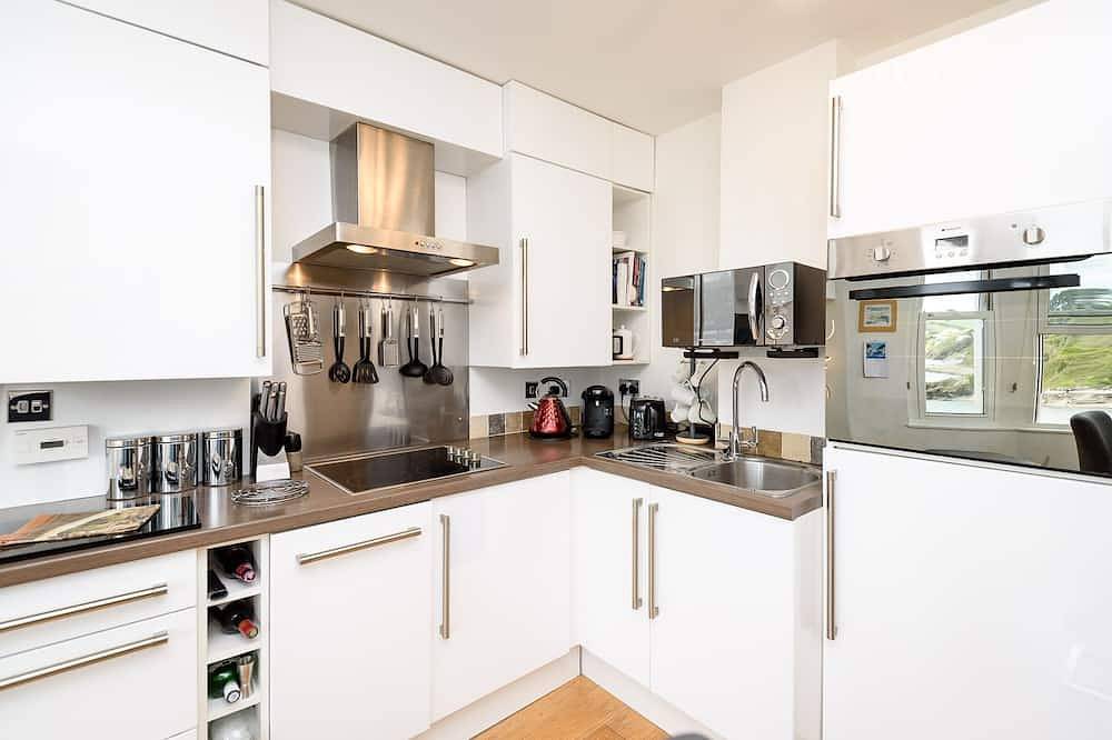 Beautiful one bedroom apartment with fabulous sea views. in Looe, Cornwall