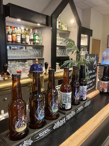 Hôtel pour 4 personnes, avec piscine ainsi que vue et terrasse à Scionzier - 4