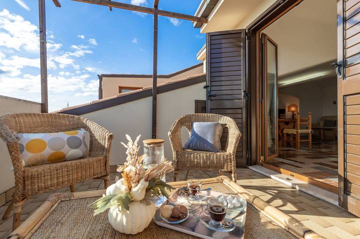 Gîte pour 8 personnes, avec Balcon ainsi que Jacuzzi et Terrasse à Porto Sant'Elpidio - 4
