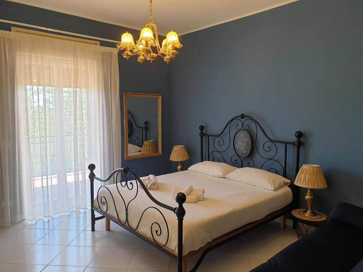 Appartamento intero, Two-Bedroom Apartment with Balcony in Valverde (Catania), Catania e dintorni