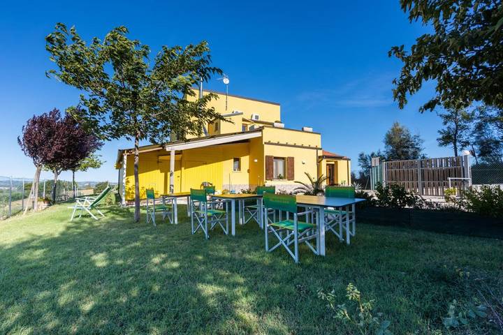 Casa vacanza per 3 persone, con Terrazza e Giardino nonché Panorama a Gradara
