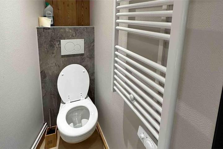 Gîte pour 7 personnes, avec vue et terrasse, animaux acceptés à Métabief - 2