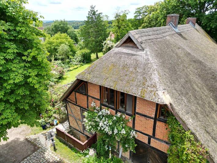 Ferienwohnung für 2 Personen, mit Terrasse und Garten sowie Sauna und Ausblick in Penzlin