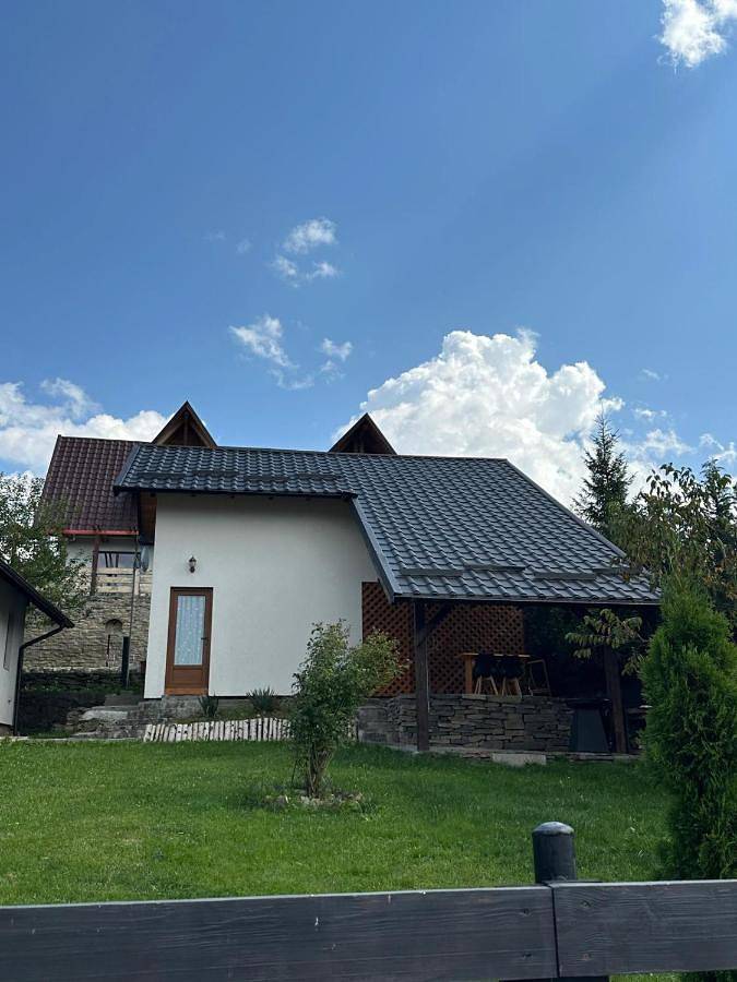 Location de vacances pour 4 personnes, avec terrasse, animaux acceptés dans Dorna-Arini - 2