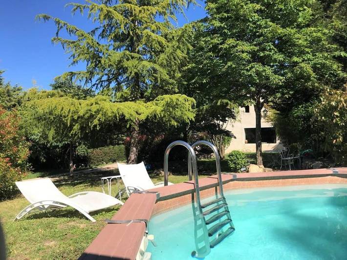 Location de vacances pour 12 personnes, avec piscine et jardin à Mimet - 3