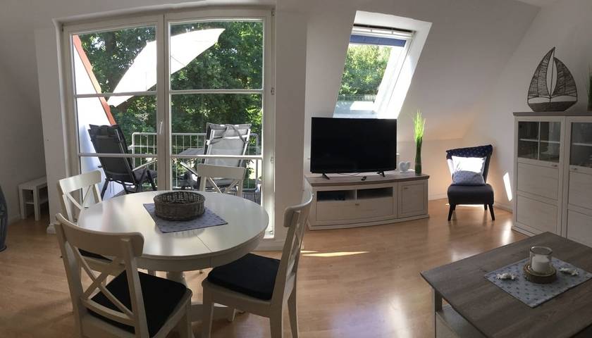 Ferienwohnung für 4 Personen, mit Balkon in Bastorf - 2