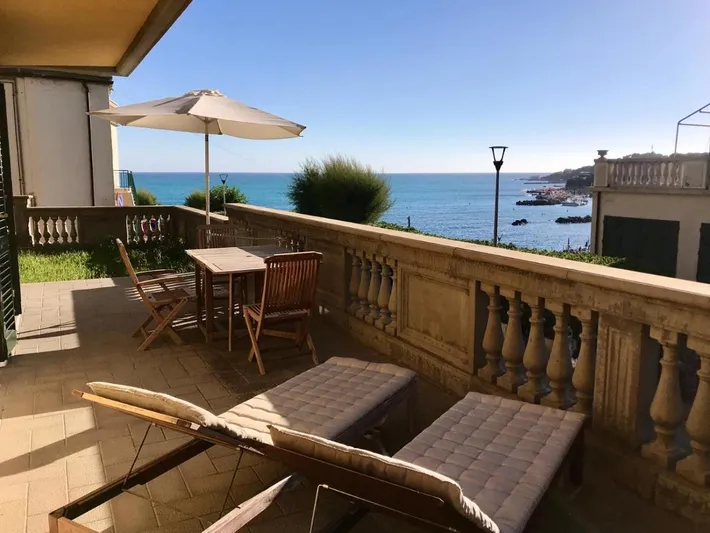 Apartamento de vacaciones para 3 personas, con jardín y vistas - 1