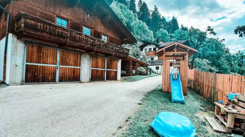 Ferienhaus für 4 Personen, mit Garten in Virgen
