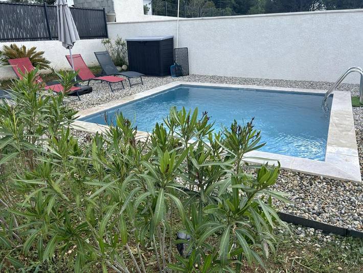 Ferienhaus für 4 Personen, mit Pool und Garten - 1