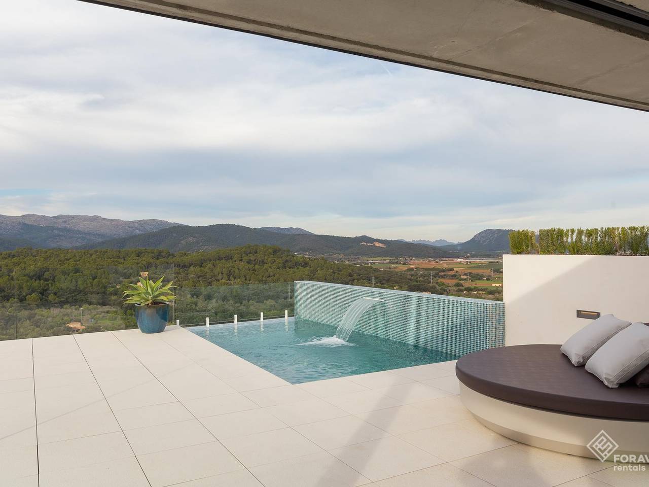 Mont Blau - Stunning house with pool in Búger in Búger, Majorca Center