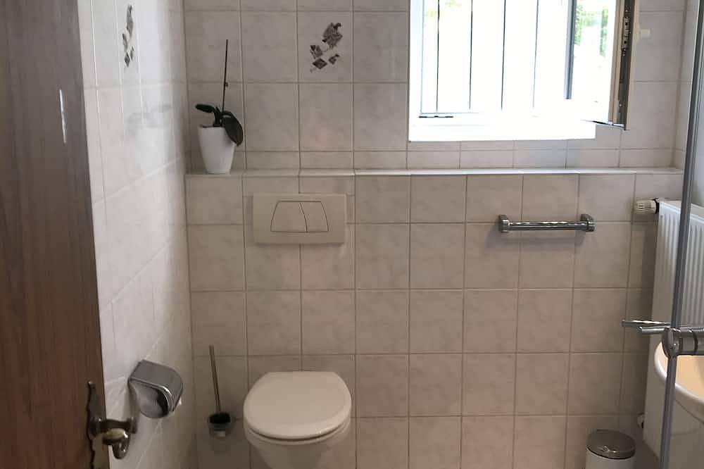 Ganze Wohnung, Ferienwohnung mit Terrasse in der Nähe von Nürnberg in Happurg, Frankenalb