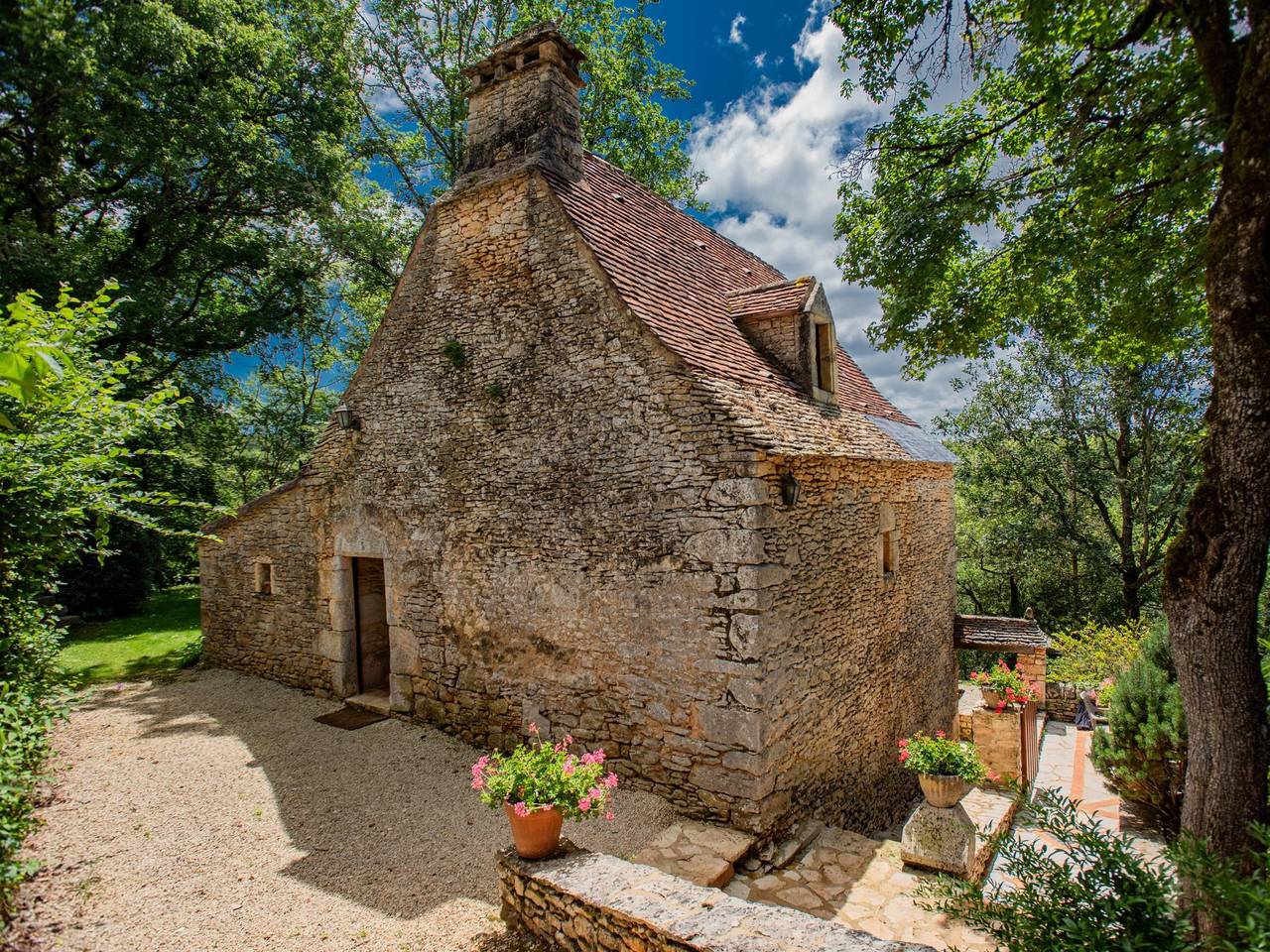 Sehr schöne authentische Gite mit privatem Pool
 in Besse, Périgord Noir