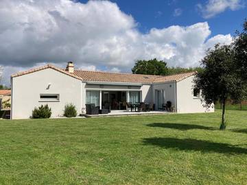 Chambre d’hôte pour 2 personnes, avec jardin à Talmont-Saint-Hilaire