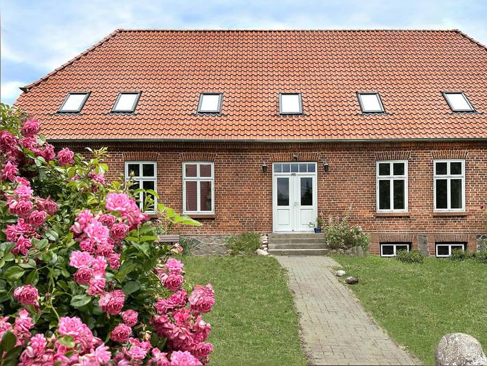 Ferienwohnung für 5 Personen, mit Balkon und Garten, kinderfreundlich - 1