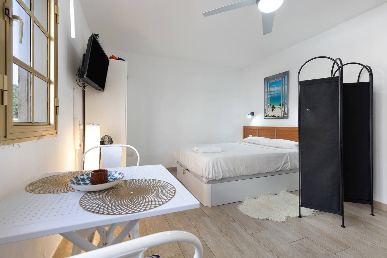 Ganze Wohnung, Ferienwohnung 'Central Bright Studio' in Puerto de Corralejo, La Oliva