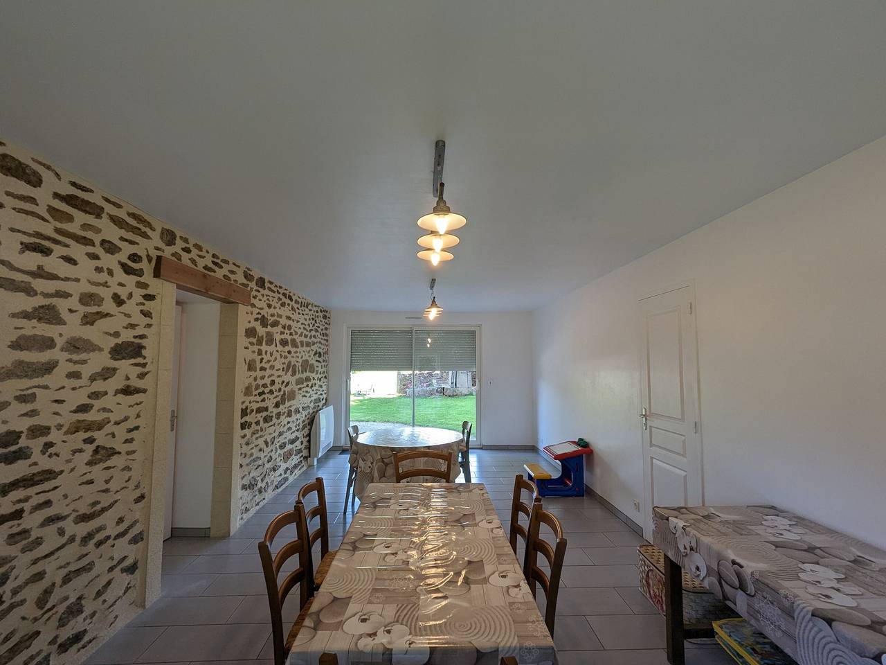 Ravissante ferme rénovée, idéale pour randonnées, repos, activités nautiques et golf, grand jardin privé in Pouligny-Notre-Dame, La Châtre und Umgebung