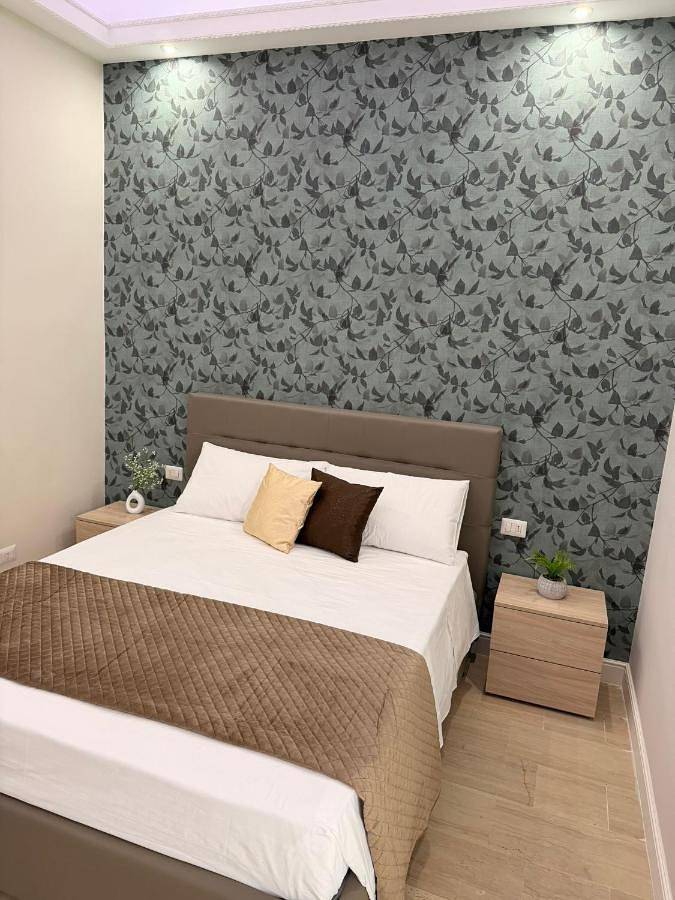 Location de vacances pour 3 personnes, avec Balcon ainsi que Terrasse et Vue à Adrano - 2