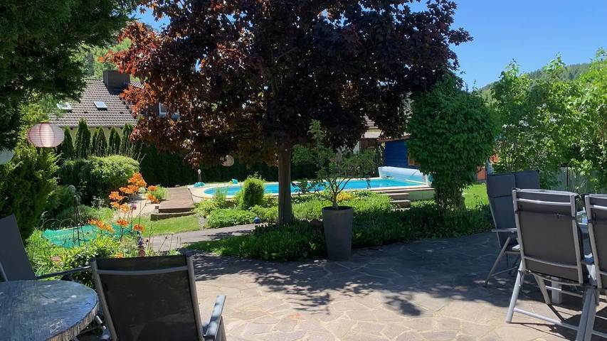 Ferienhaus für 8 Personen, mit Garten und Sauna sowie Terrasse im Dahner Felsenland