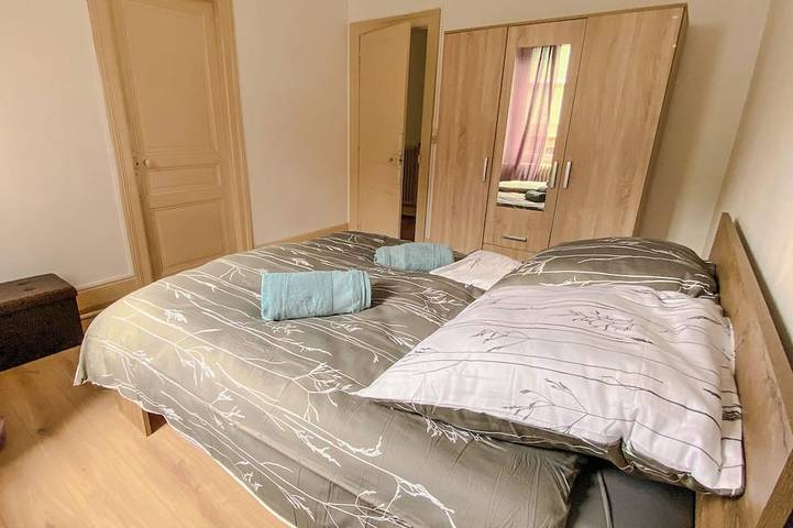 Apartamento entero, Appartement entier 92 m2, 3 chambres et 1 salon, proche centre ville, parking in Belfort, Territorio de Belfort