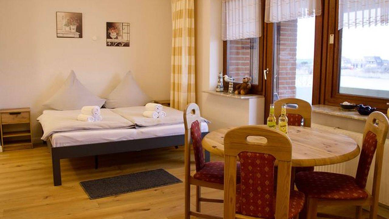 Ganze Ferienwohnung, Ferienwohnung für 2 Personen (45 m²) in Nordstrand in Nordstrand (Gemeinde), Nordseeküste