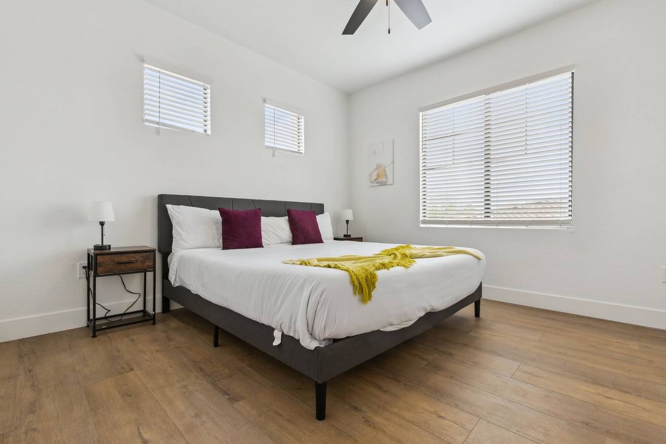 Ganze Wohnung, Cozysuites Glendale by the stadium with pool 24 in Glendale, Maricopa County