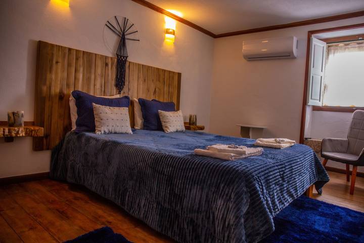 Casa de férias para 2 pessoas, com piscina infantil e jardim em Distrito da Guarda