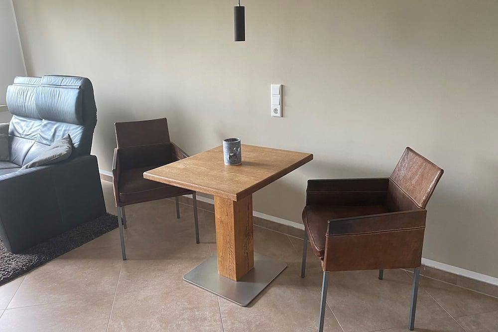 Ganze Wohnung, Ruhige, schöne, moderne und nett eingerichtete Ferienwohnung mit eigenem Zugang in Langscheid, Sundern