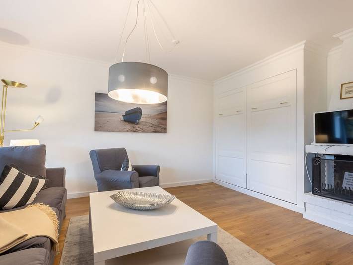 Ganze Ferienwohnung, Uaster Reeg I  - Parterrewohnung - Wohnen unter Reet  - im ruhigen Inselort Archsum in Sylt-Ost, Sylt (Gemeinde)
