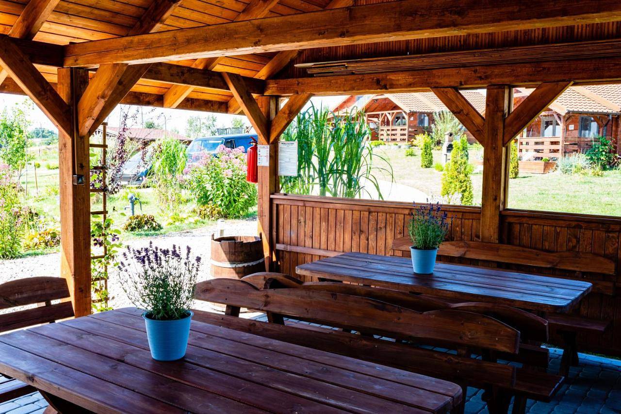 Domki Nad Stawem Mazury D4 in Mrągowo, Powiat mrągowski