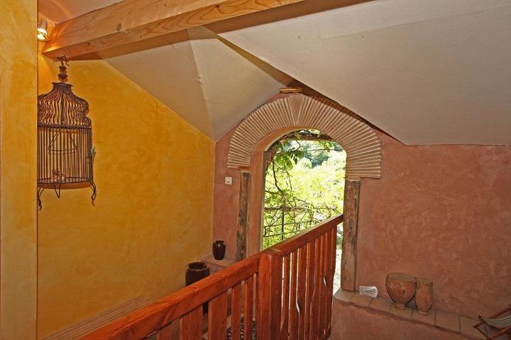 Chambre d’hôte pour 2 personnes, avec vue ainsi que jardin et terrasse, animaux acceptés dans l' Ariège - 4