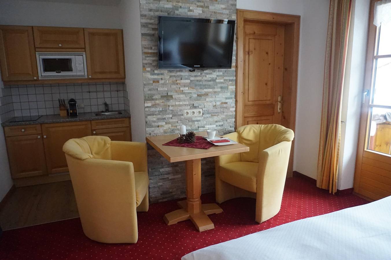 Ganze Ferienwohnung, Studio Top 3 in Holzgau, Allgäuer Alpen (Österreich)