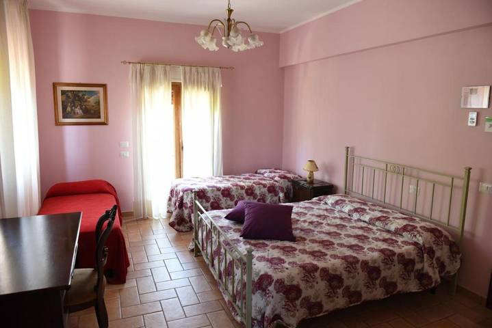 Maison d’hôte pour 2 personnes, avec Terrasse et Jardin ainsi que Piscine et Vue dans Ombrie - 4