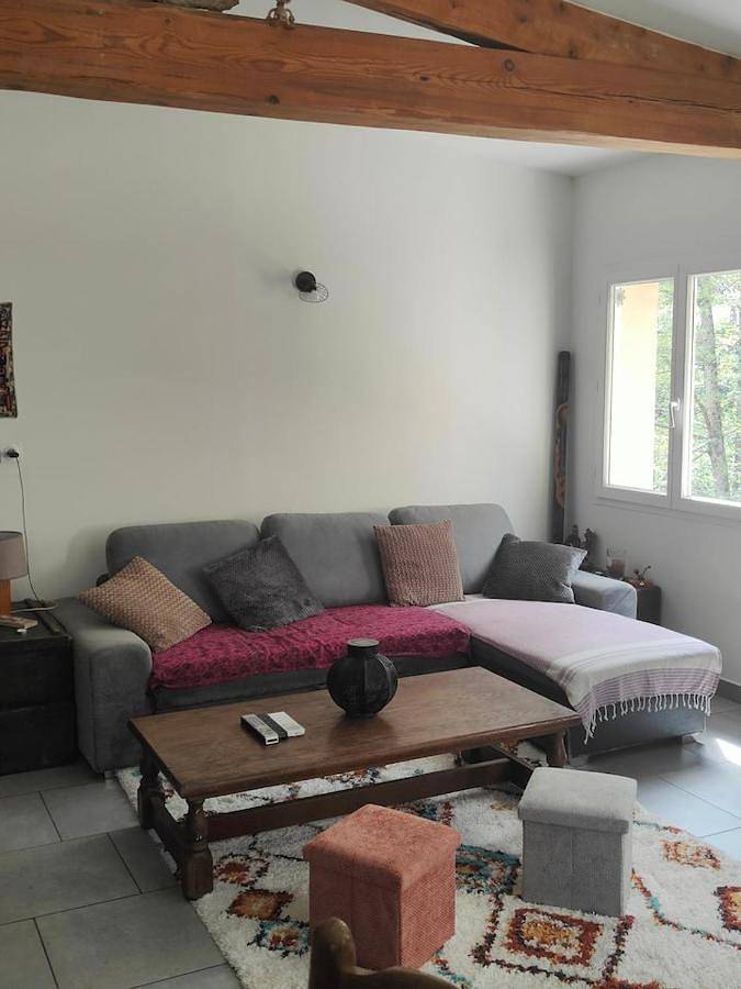 Location de vacances pour 6 personnes, avec vue et terrasse à Chassiers - 2