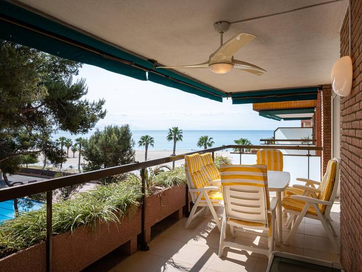 Holiday rental for 6 people, with pool and garden in Torredembarra