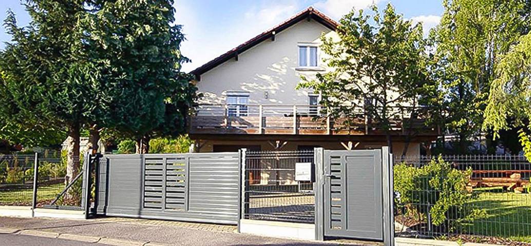 Gîte pour 14 personnes, avec sauna et jacuzzi, animaux acceptés à Ramonchamp
