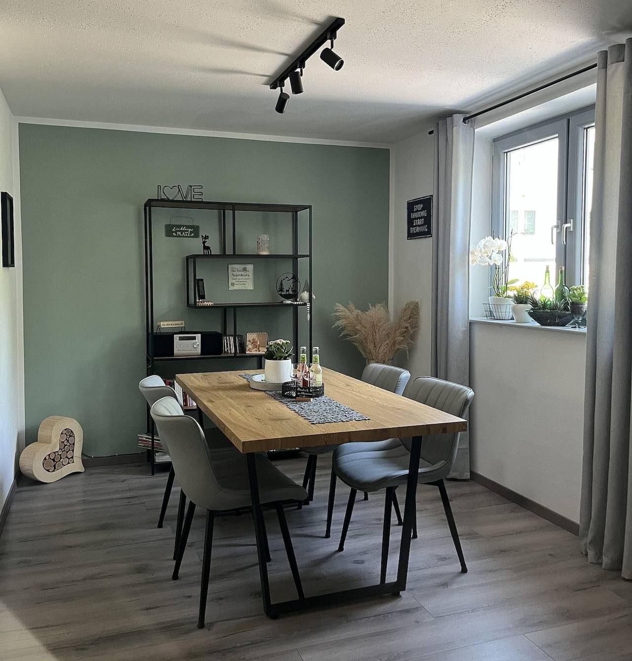 Ganze Ferienwohnung, Appartement/Fewo, Bad, Wc, 1 Schlafraum in Emmelshausen, Hunsrück