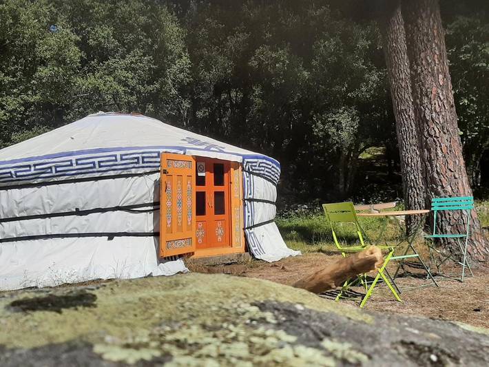 Tente pour 5 personnes, avec jardin et vue en Corse-du-Sud