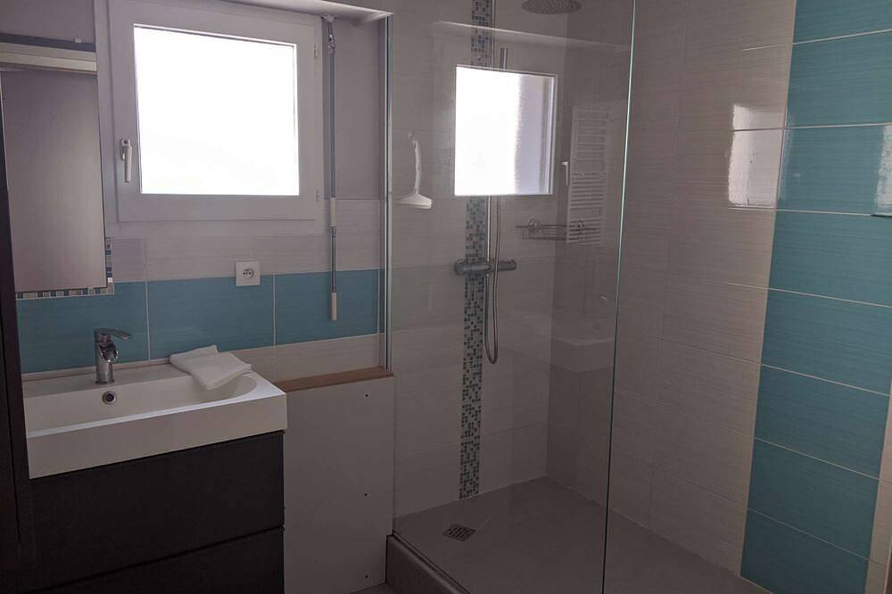 Apartamento entero, Two bedroom home in Mérignac, cozy and well decorated in Mérignac (Gironda), Región de Burdeos