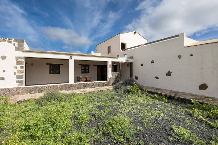 Casa vacanza per 5 persone, con Terrazza e Giardino a Villaverde