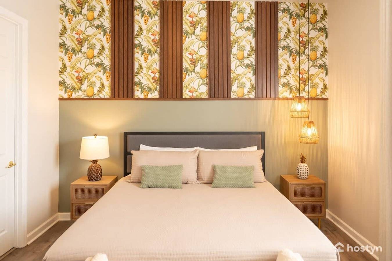 Discover luxury beach in Reunion  in Reunion Resort, Four Corners