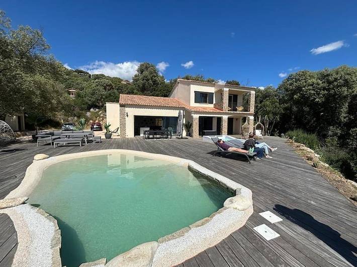 Chalet para 10 personas, con piscina además de vistas y jardín - 1