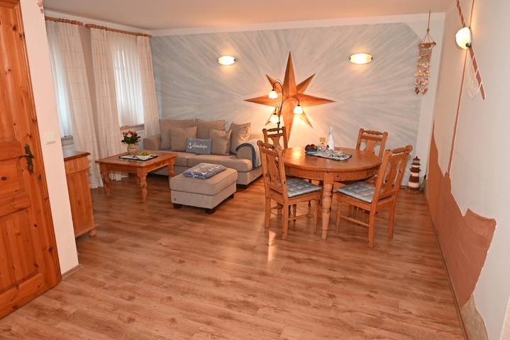 Ferienwohnung für 3 Personen, mit Terrasse in Warnemünde