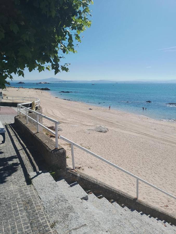 Apartamento para 2 personas, con terraza y vistas en Riveira