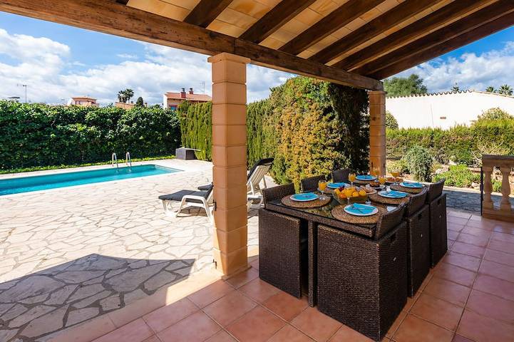 Chalet Con Piscina Privada  A 5 Min. De La Playa, Ideal Para Familias in Sa Coma, San Lorenzo de Cardessar
