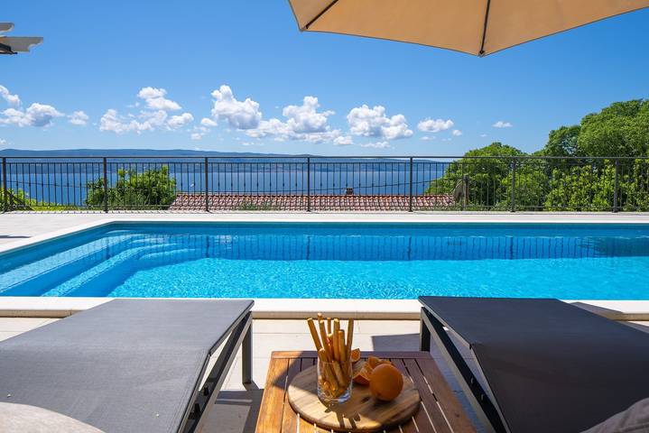 Ferienhaus für 8 Personen, mit Pool und Garten in Omis - 3