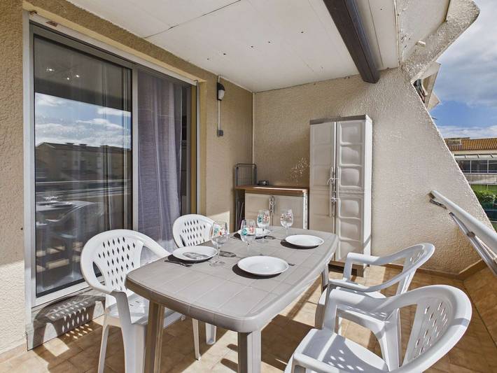 Ganze Wohnung, 2-Zimmer-Wohnung, Poolblick, privater Parkplatz, für 4 Personen in Marseillan, Mittelmeerküste (Frankreich)