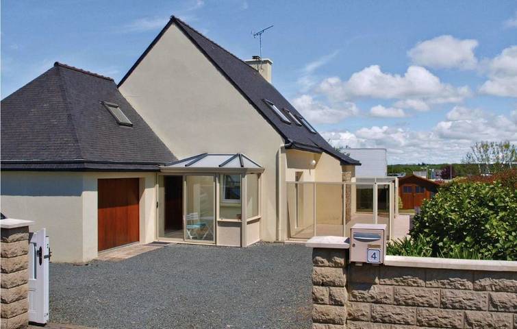 Location de vacances pour 8 personnes, animaux acceptés à Saint-Quay-Perros