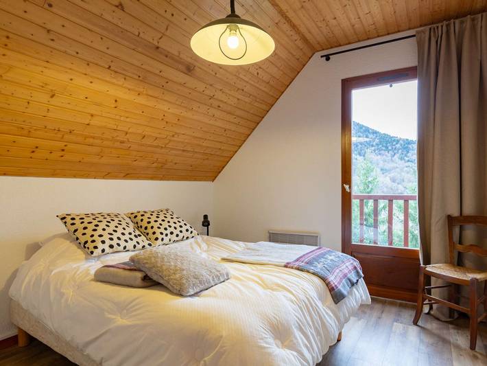Location de vacances pour 10 personnes, avec jardin et terrasse à Arreau - 3